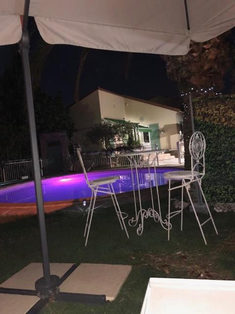 Charmant Studio A Uchaud Εξωτερικό φωτογραφία