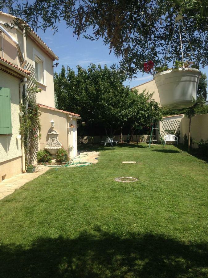 Charmant Studio A Uchaud Εξωτερικό φωτογραφία